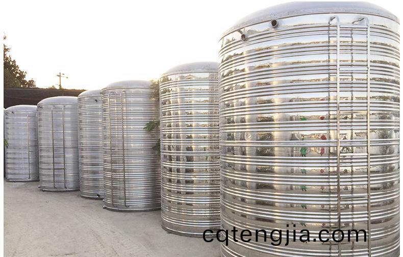圓(yuan)柱形(xing)不鏽鋼(gang)水箱
