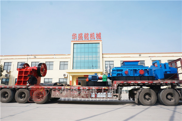 對(dui)輥(gun)破碎機(ji)圖片(pian)