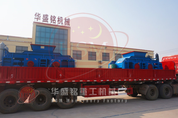 雙(shuang)齒(chi)輥破碎機(ji)圖(tu)片(pian)