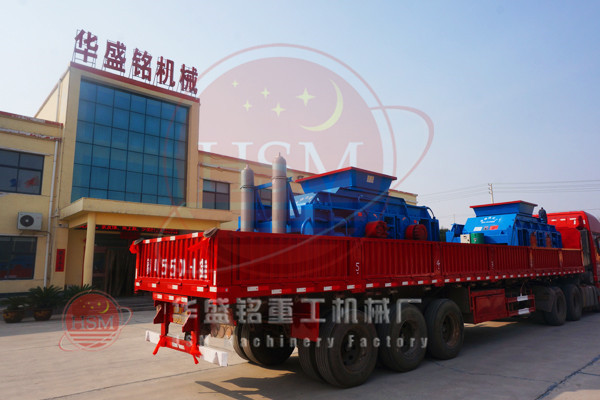 對(dui)輥(gun)破(po)碎機(ji)髮貨(huo)現(xian)場